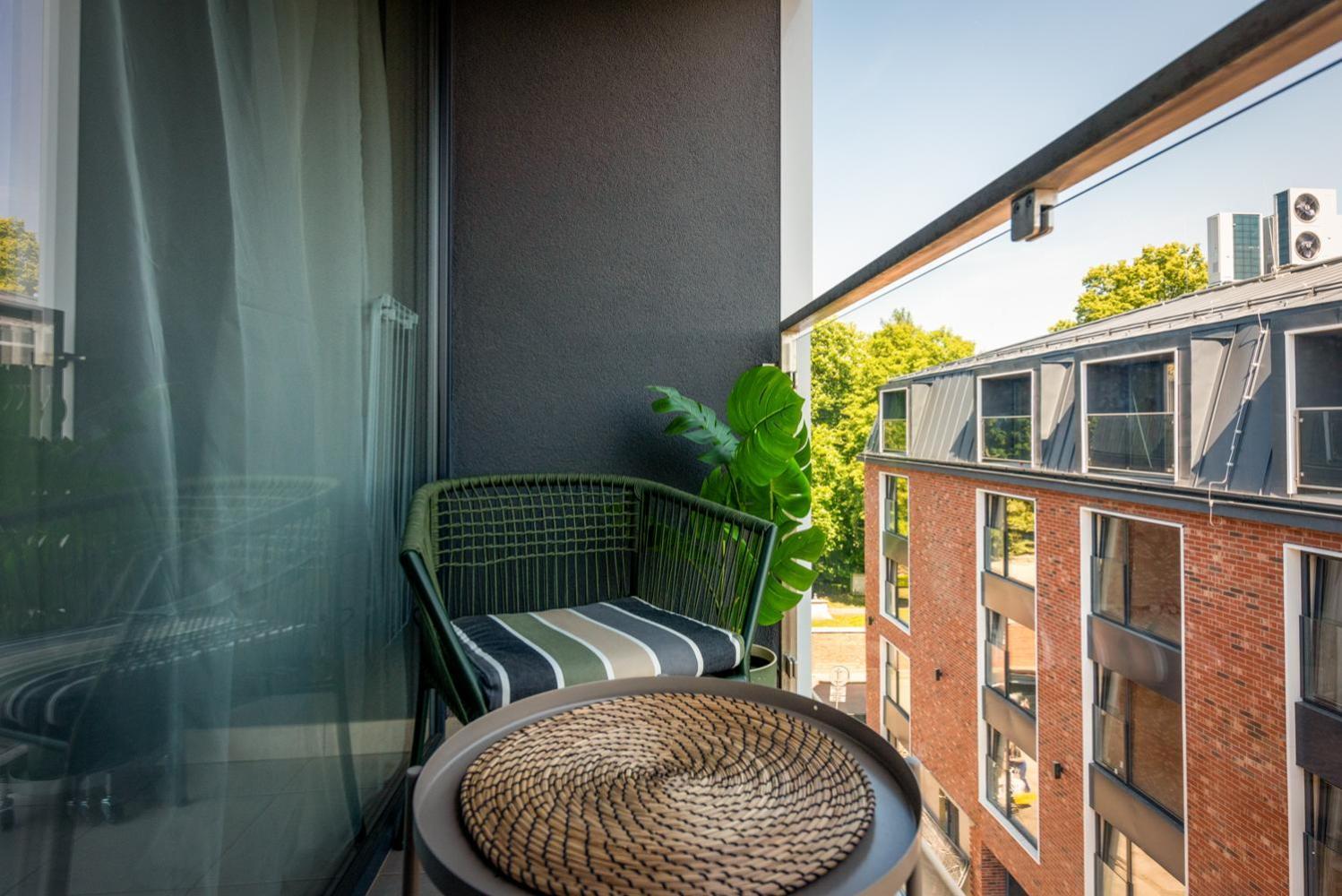 Iron Apartments Krakau Buitenkant foto