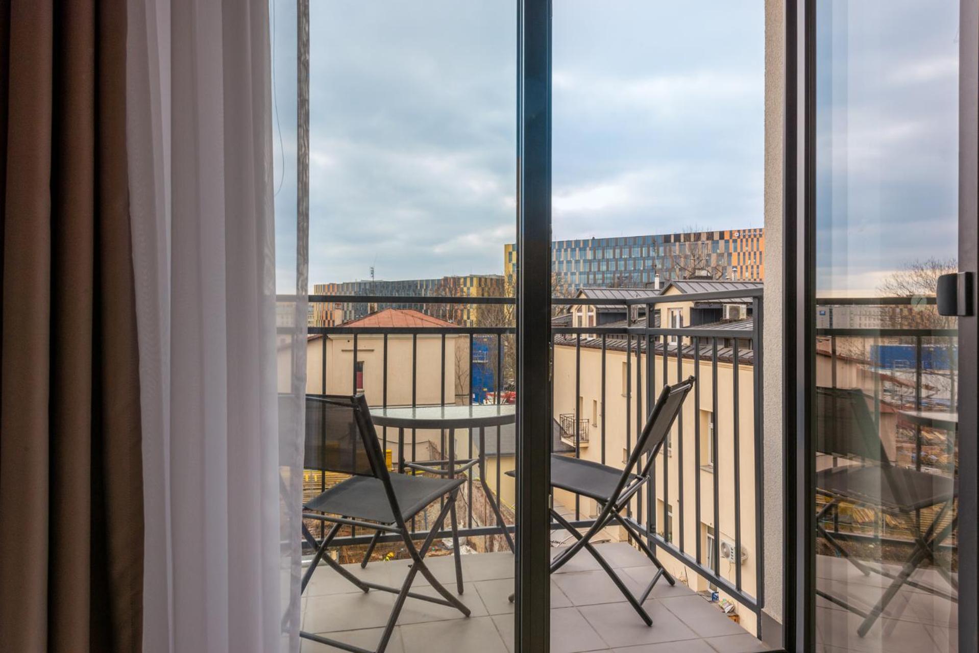 Iron Apartments Krakau Buitenkant foto